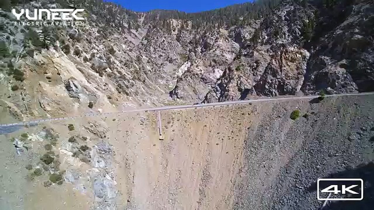 YUNEEC TYPHOON Q500 4K Review | Top Drone That Follows You Around