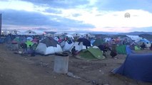 Avrupa'daki Sığınmacı Krizi - Kamptaki Sığınmacı Sayısı Artıyor