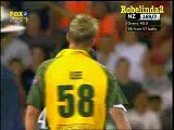 Brett Lee insane dangerous beamer- was it on purpose Brendan McCullum ANGRY