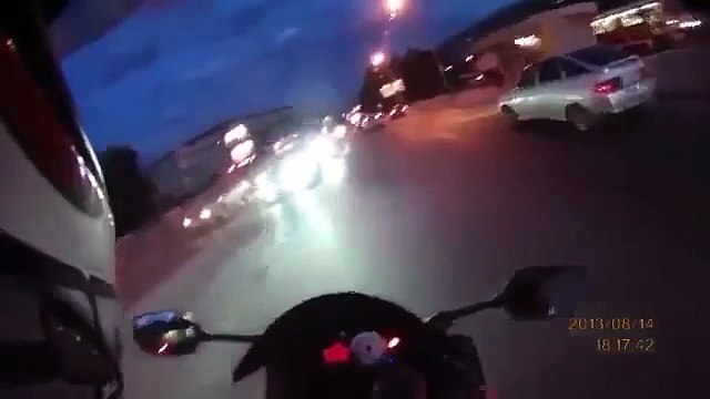 Course poursuite - Motards Vs Voiture