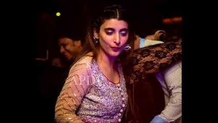 Urwa Hocane Dancing Drinking & Partying Spotted At Indian Night club