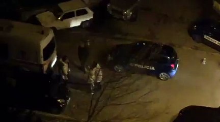 Shperthimi te stadiumi "Qemal Stafa" "KULMI" mjeket i bejne foto njeri tjetrit