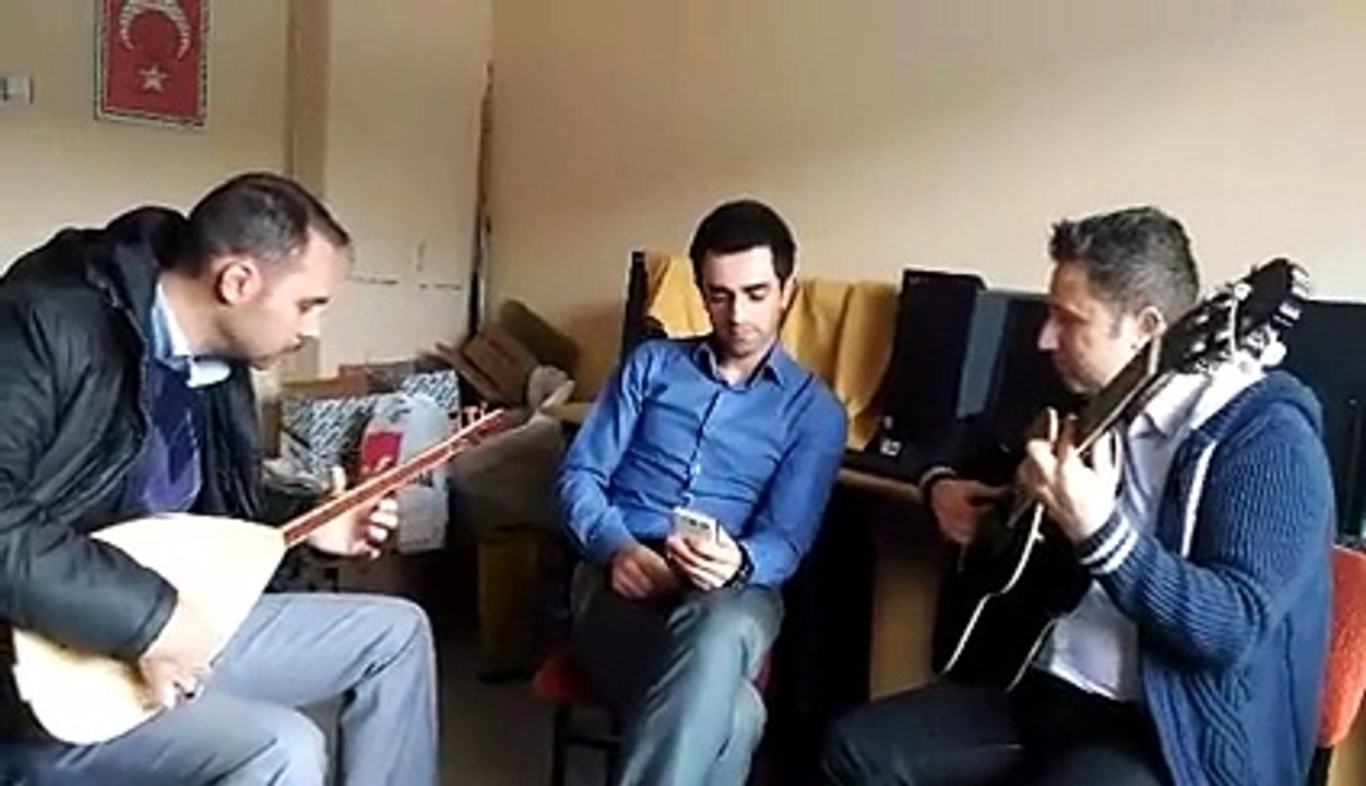 SiNan Balarısı ve Saz Ekibi-Ne Feryad Edersin Divane Bülbül