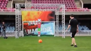 Lionel Messi Vs Robot Goal Keeper. Who is better ?