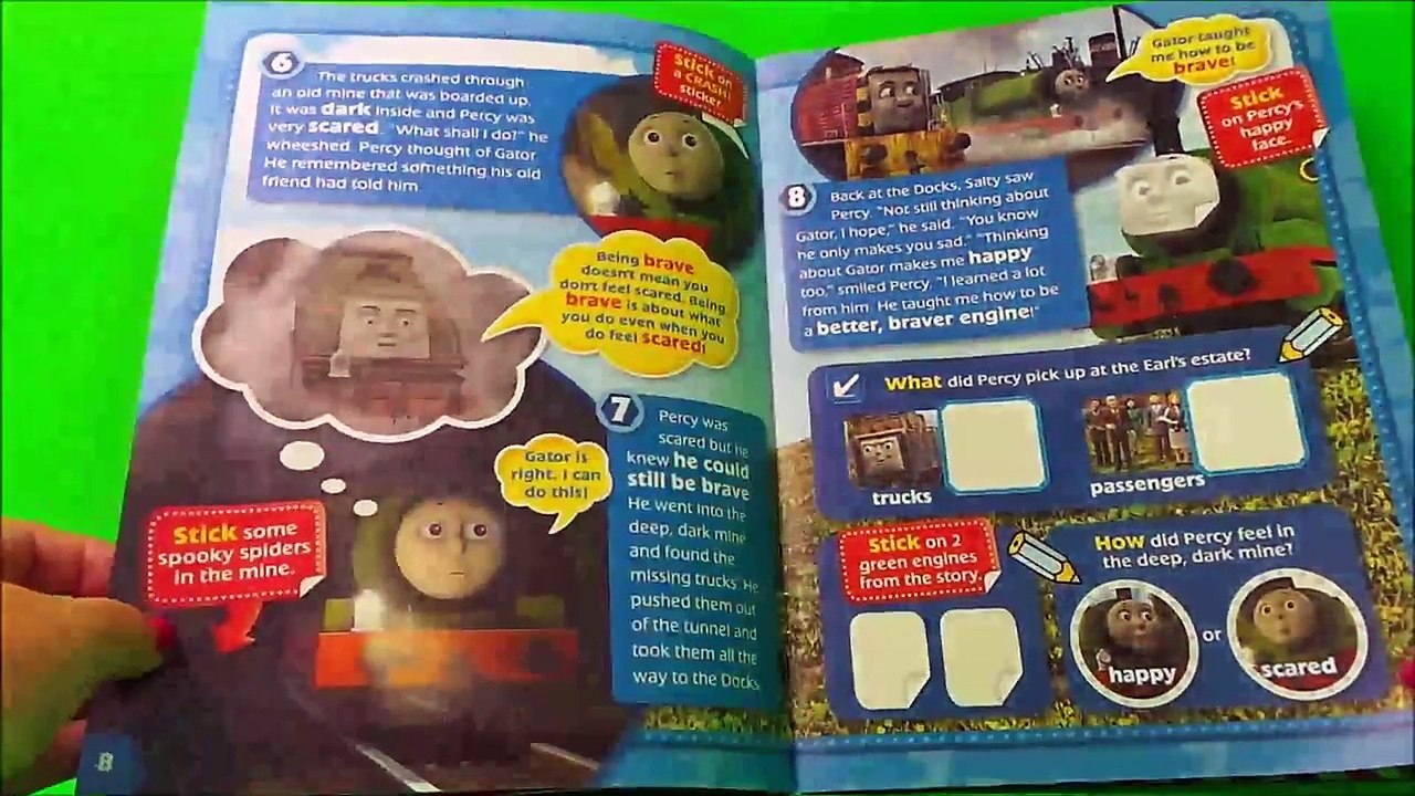 THOMAS THE TANK ENGINE & FRIENDS COMIC MAGAZINE 699+ FREE TOY TRAIN SET with PERCY UNBOXING