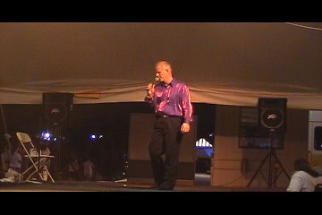 Chris Drummond sings 'In Your Arms' Elvis Week 2006