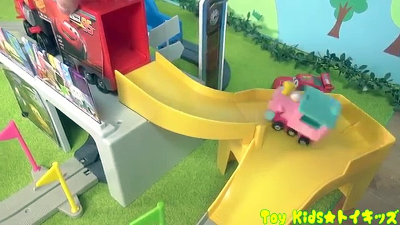 アンパンマン おもちゃアニメ 列車でGO!❤風船 Toy Kids トイキッズ animati...