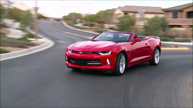 2017 Chevrolet Camaro Coupe 2,0L interior Exterior and Drive