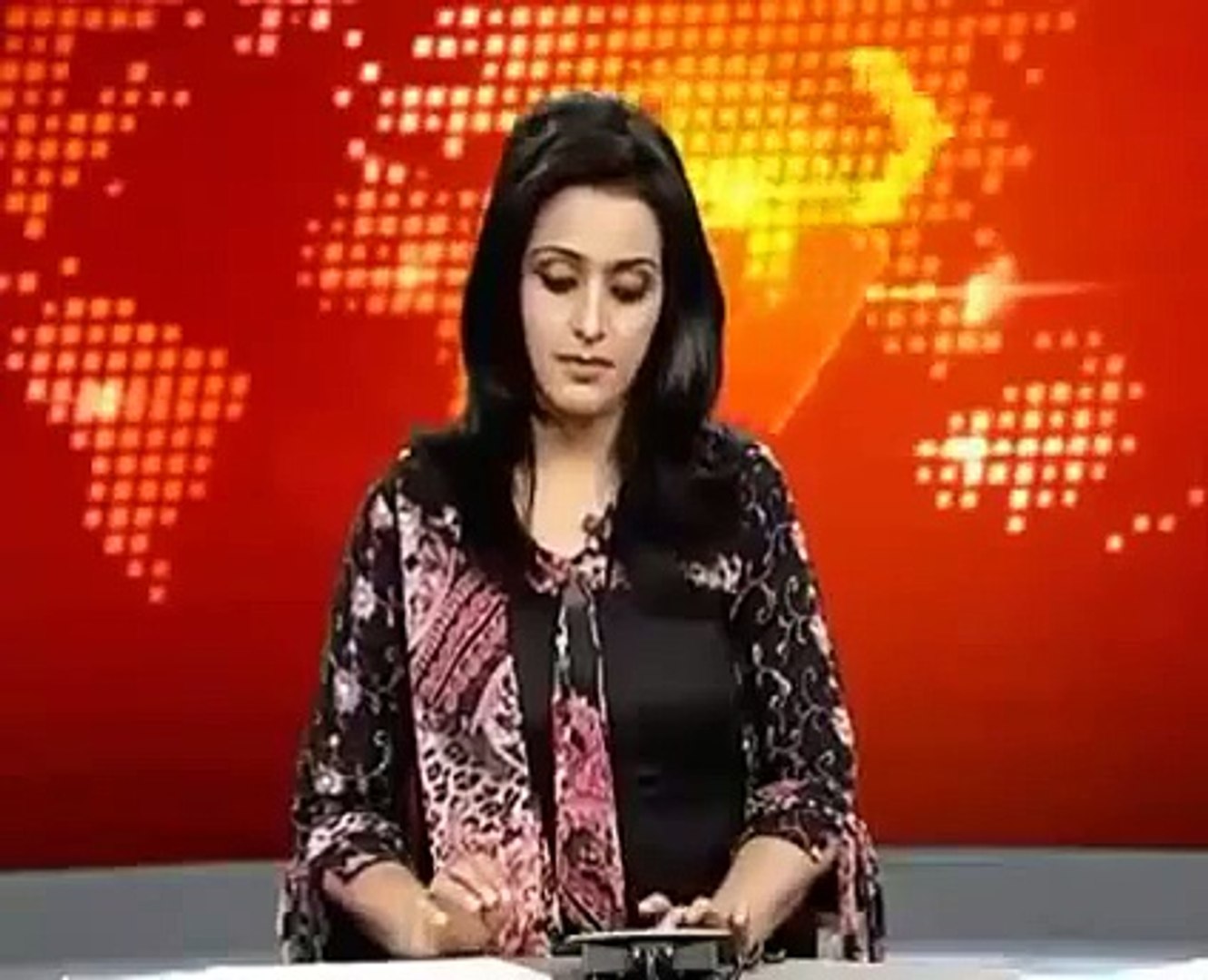 Vulgar Language used by Pakistani Newscaster on Live TV - Mehreen Sibtain  Pakistani News Caster Video - video Dailymotion