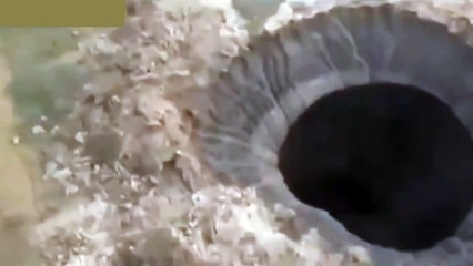 MISTERIOSO CRATERE IN SIBERIA ENORME ED INCREDIBILE