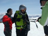 Hakkari'de 2 bin 600 rakımda Kayak Yamaç Paraşütü yaptılar