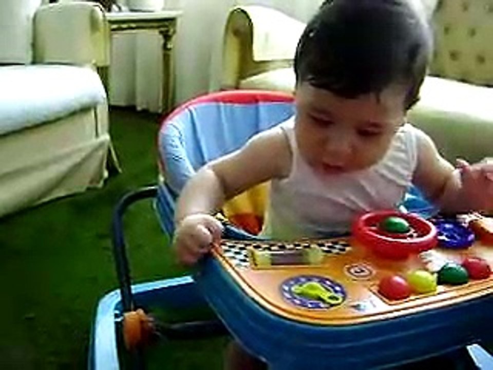 MOV01942.AVI