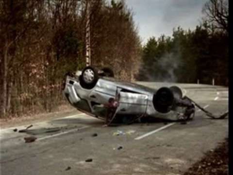 Pub sécurité routière le virage