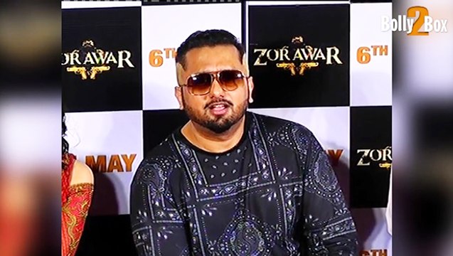 “No tiff with Shahrukh Khan or Deepika Padukone”- Yo Yo Honey Singh - Bollywood Gossip