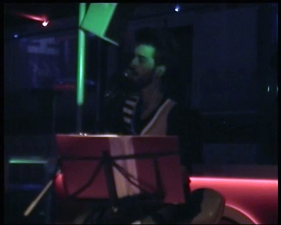 Onur Koç - Elini Tutmasam