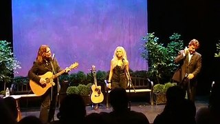 Too Far Gone, Russell Crowe, Alan Doyle & Danielle Spencer, Indoor Garden Party 1, St. Joh