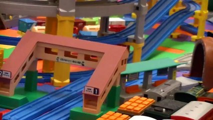 【Chuggington】 CS-02 Koko チャギントン ココ Tomica World : Takara TOMY Plarail : タカラトミー プラレール (00136)