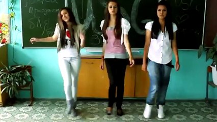 Просто позорище: о чем поют российские школьницы, или не пора ли им лечиться?