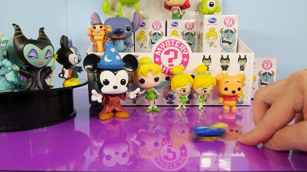 Disney Mystery Minis Unboxing Full Case Mickey Mouse Winnie The Pooh Maleficent Kinder Sur