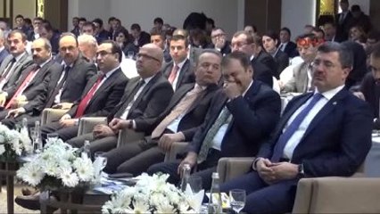 Afyonkarahisar Bakan Eroğlu: Tıbbi Bitkilerin 107 Milyar Dolarlık Ticari Potansiyeli Var