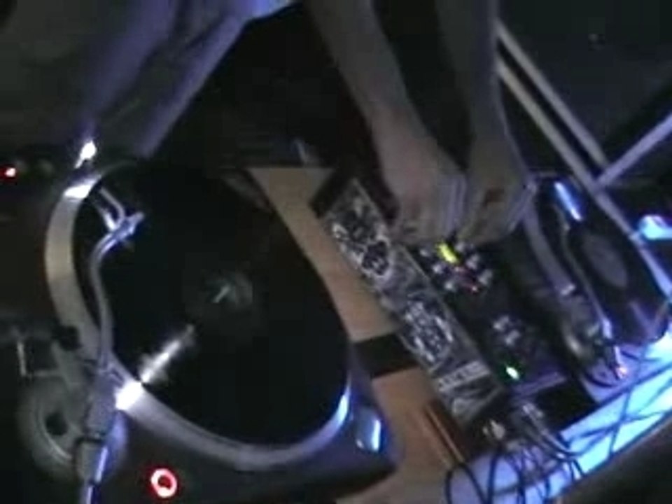 kanaill enygmatik beeftek  ceyssat (atz ubble live) fredo