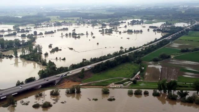 Hochwasser: Rundflug über den Landkreis Deggendorf