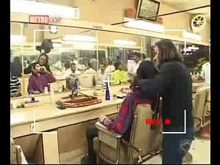 Pakistani Funny Clip In Barbers Shop