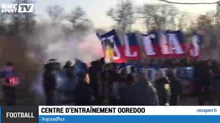 Le bus du PSG bloqué par les Ultras