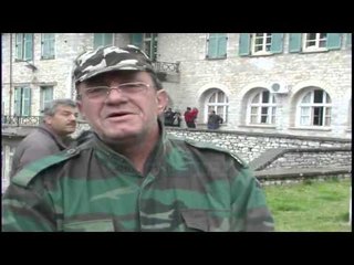 Refugjatët në Konicë të Greqisë me hartat e Shqipërisë në dorë - Top Channel Albania - News - Lajme