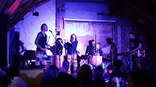 Commentaires désobligeants concert