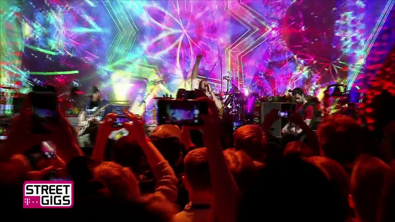 Coldplay - A Head Full Of Dreams live @ Telekom Street Gigs Germany 2015