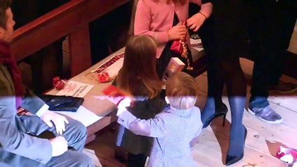 Mary og Frederik med børnene til julekoncert 2