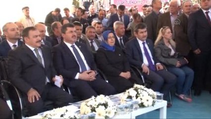 Eroğlu: "Türkiye'de Çok Güzel İşler Oluyor"