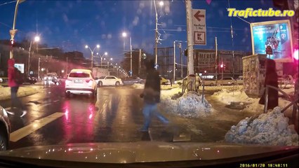 Accident  nesimtiti si un permis luat la Pitesti