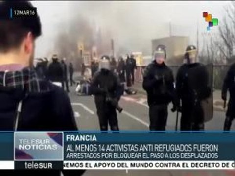 Francia: activistas intentan frenar el paso de refugiados a Calais