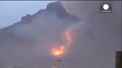 Huge blast Air strike hits Sanaa arms factory, Yemen