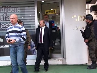 Mersin'de 800 bin liralık banka soygunu