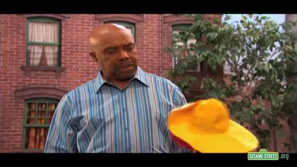 Sesame Street - Puddle Jumping