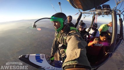 Orang-orang Keren (Skydiving Edition)