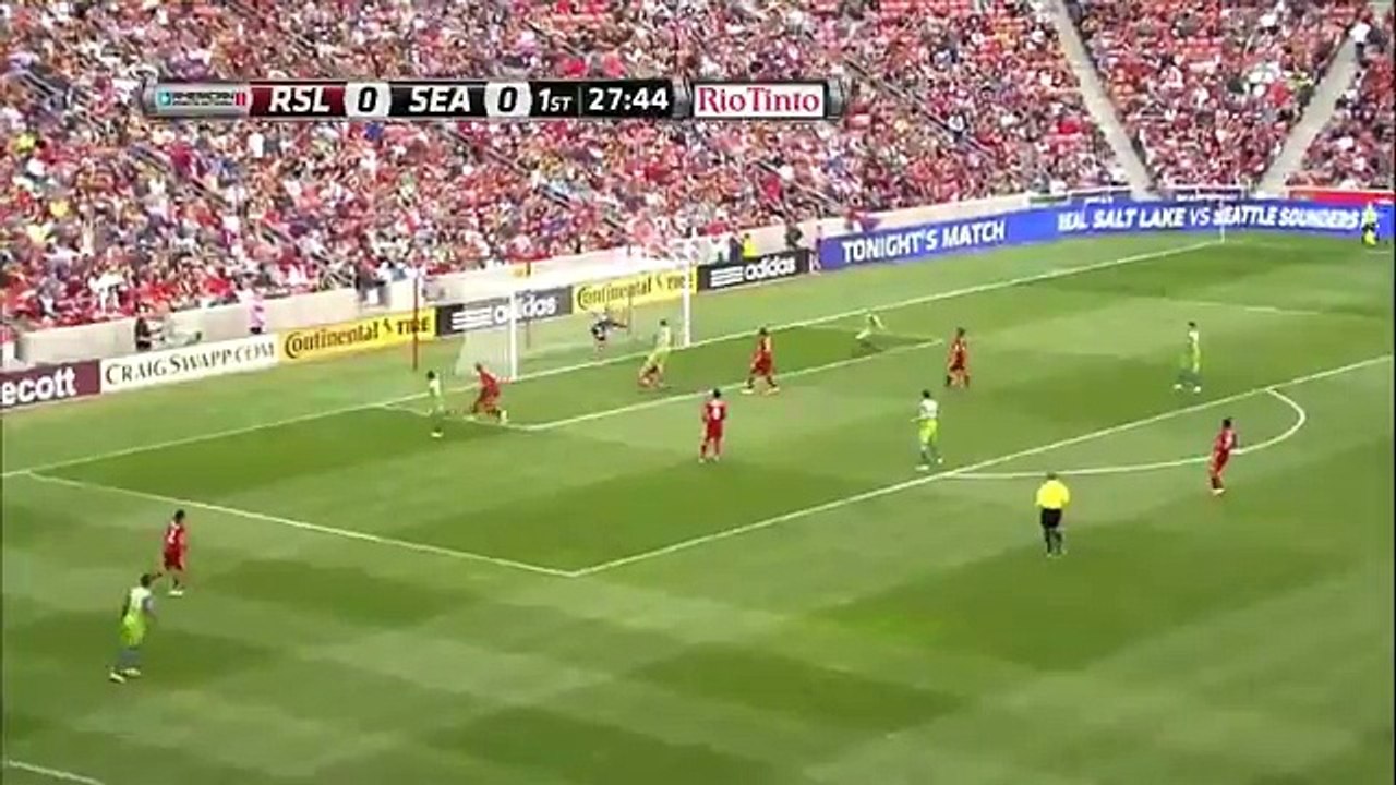 GOAL: Osvaldo Alonso scores a rebound for Seattle's first on the season - Real Salt Lake vs. Seattle Sounders (2-1) MLS 12/03/2016