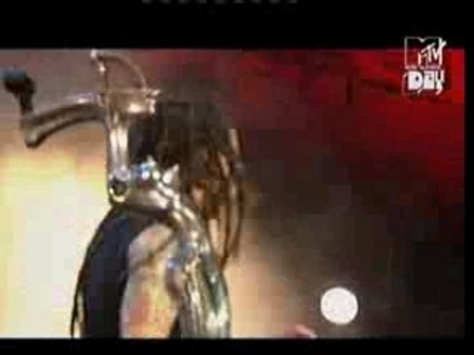 Korn - Falling Away From Me