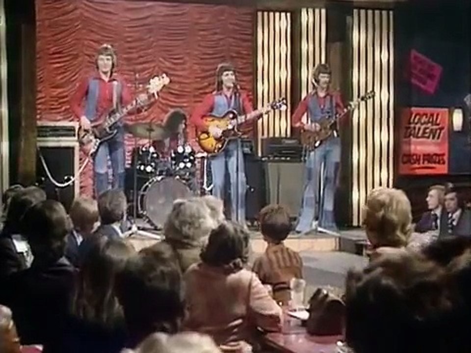 The Swinging Blue jeans at the wheeltappers