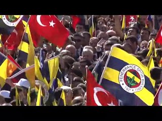 Fenerbahçe yönetici ve taraftarları Anıtkabir'e çıktı