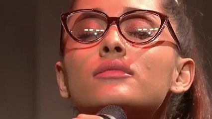 Ariana Grande Whitney Houston SNL Performance