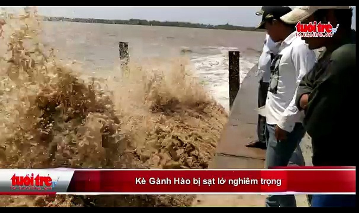 Bạc Liêu- Kè Gành Hào bị sạt lở nghiêm trọng