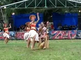 Danseurs tahitiens 01