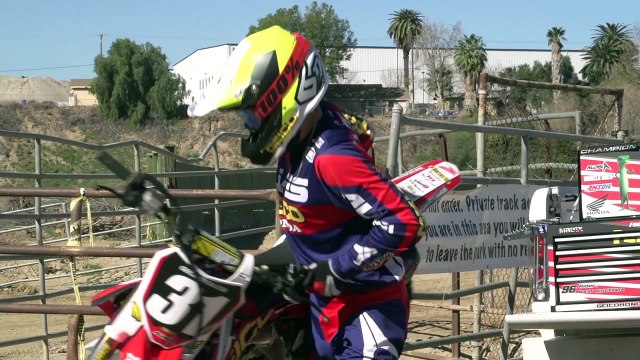 Racer X Films: GEICO Honda Prepares for East Coast