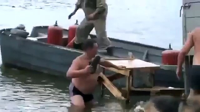 Как утопить грузовик в реке