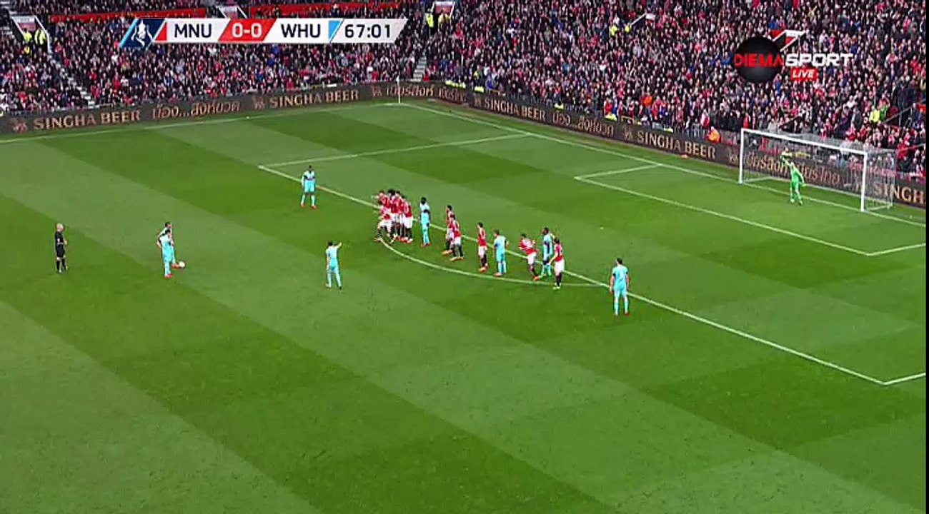 Dimitri Payet Goal - Manchester United 0 - 1 West Ham United 13.03.2016