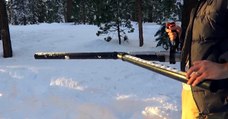 La mitrailleuse à boules de neige... Meilleure invention!!!